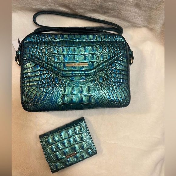 Brahmin shea crossbody and small Veronica wallet in peacock - Picture 7 of 13